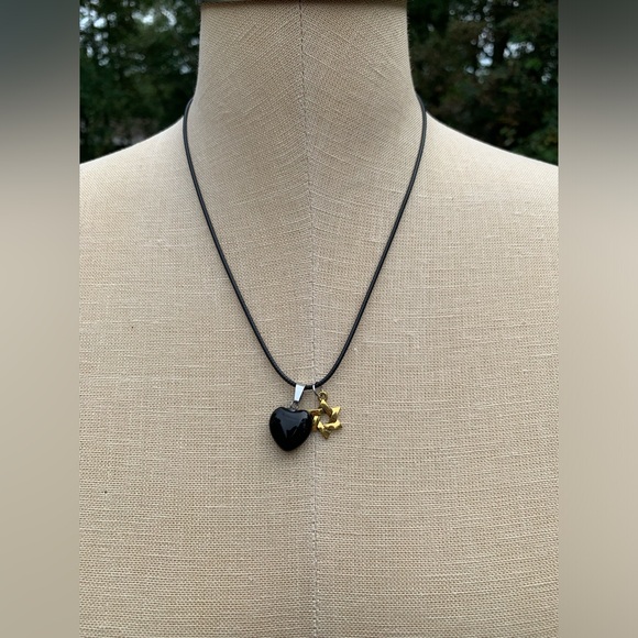 Handmade Heart Obsidian Stone Amulet with Star of David Charm - Picture 5 of 9
